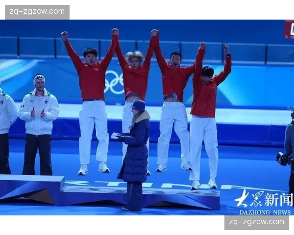 速度滑冰男子团体追逐铜牌 中国队0.09秒绝杀战术解析